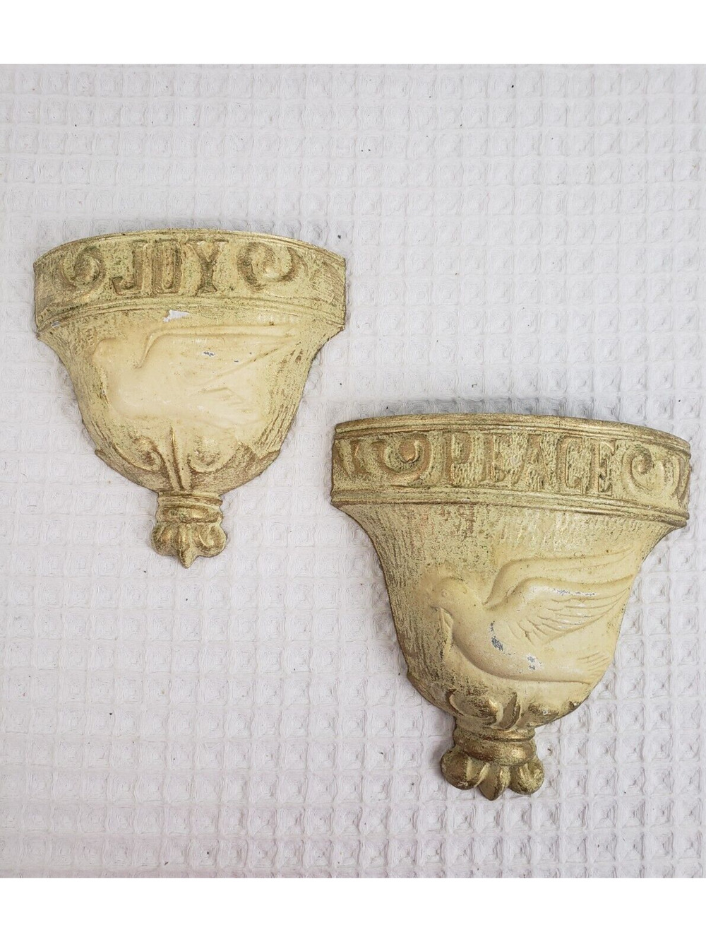 Vintage Royal Creations 1976 Metal Wall Pockets Peace & Joy 2 Piece